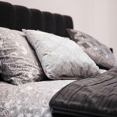 Cracow Jacuzzi Apartments - Silver Room Красков Екстериор снимка