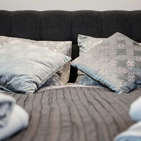 Cracow Jacuzzi Apartments - Silver Room Красков Екстериор снимка