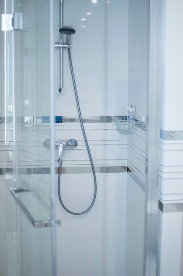 Cracow Jacuzzi Apartments - Silver Room Красков Екстериор снимка